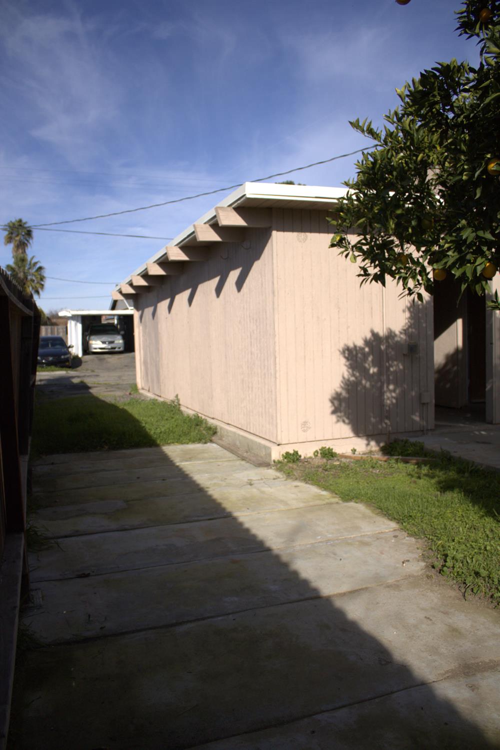 28540 Pacific Dr, Madera, CA 93638