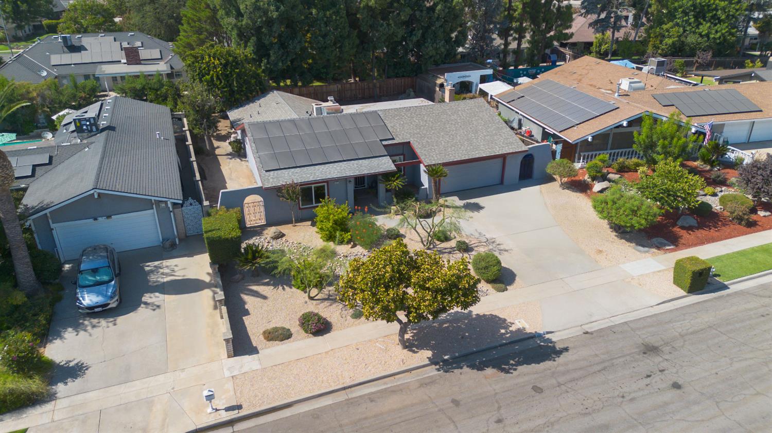 6597 N Haslam Ave, Fresno, CA 93711