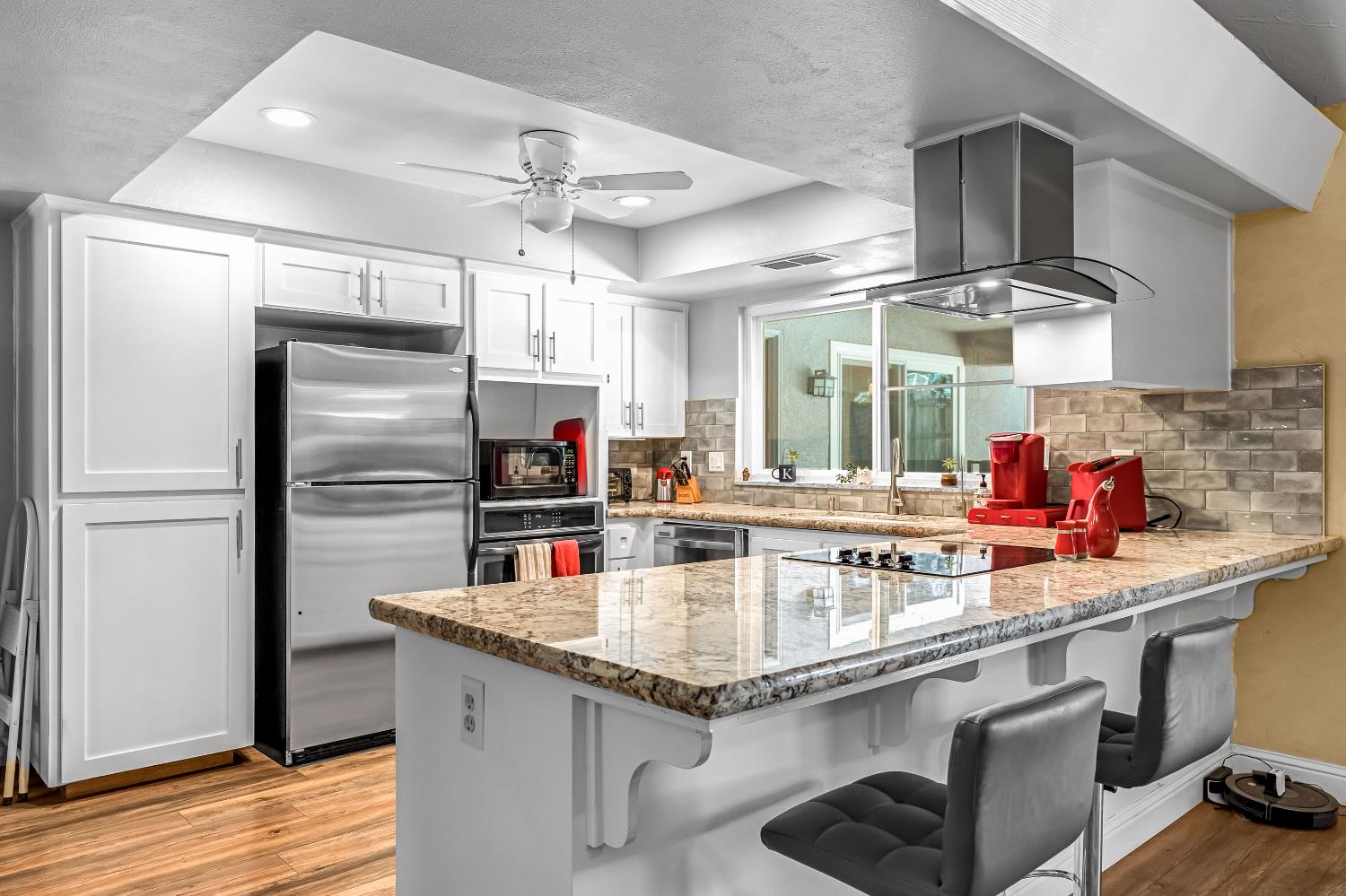 6597 N Haslam Ave, Fresno, CA 93711