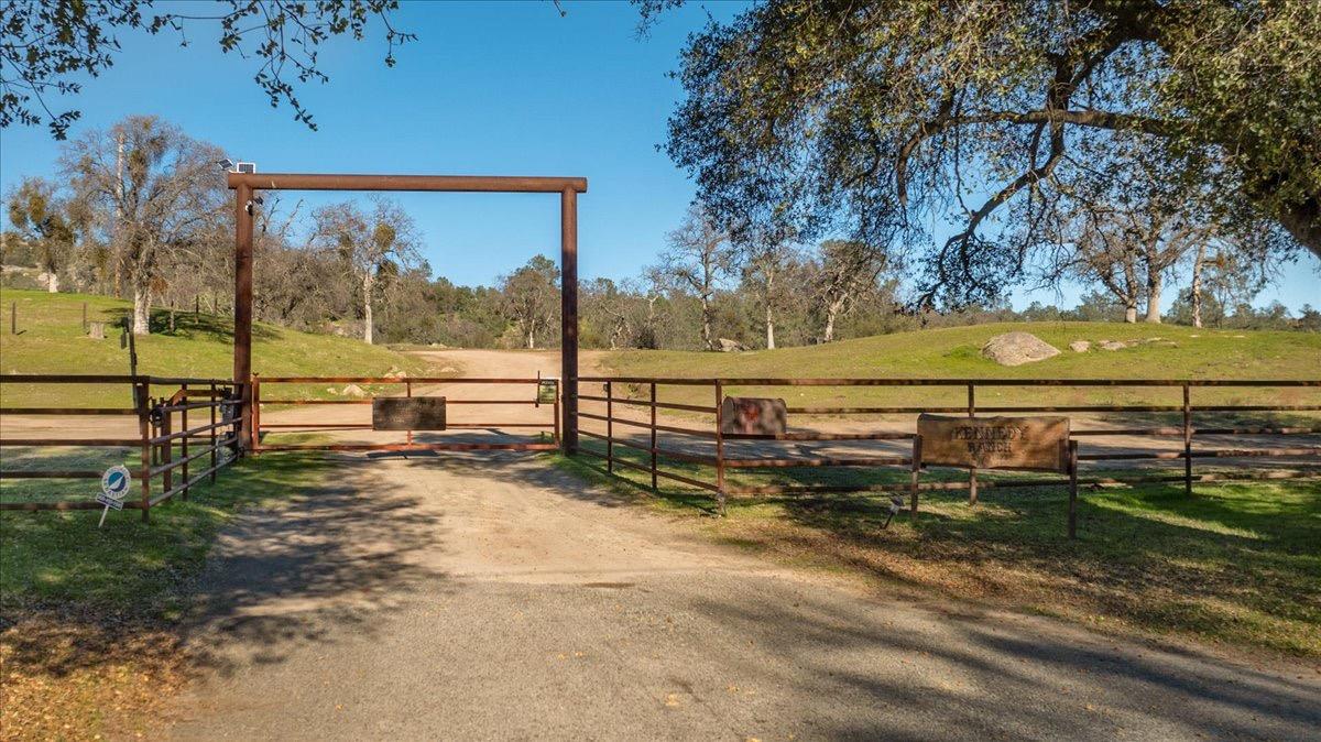 29296 Grapevine, Coarsegold, CA 93614