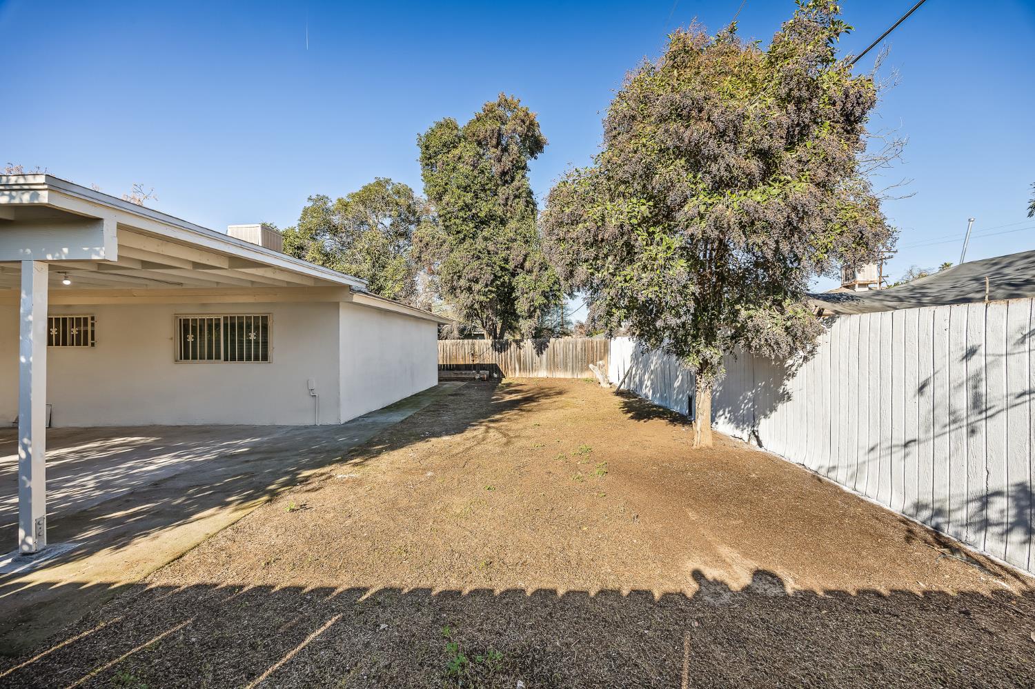 2695 S Tupman Ave, Fresno, CA 93706