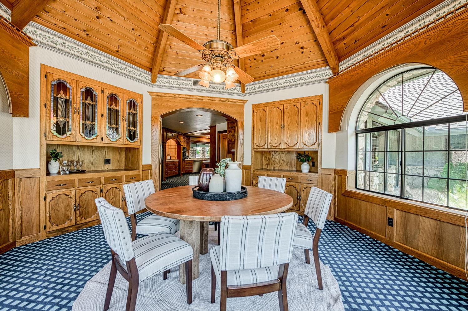 424 N De Wolf Ave, Fresno, CA 93737