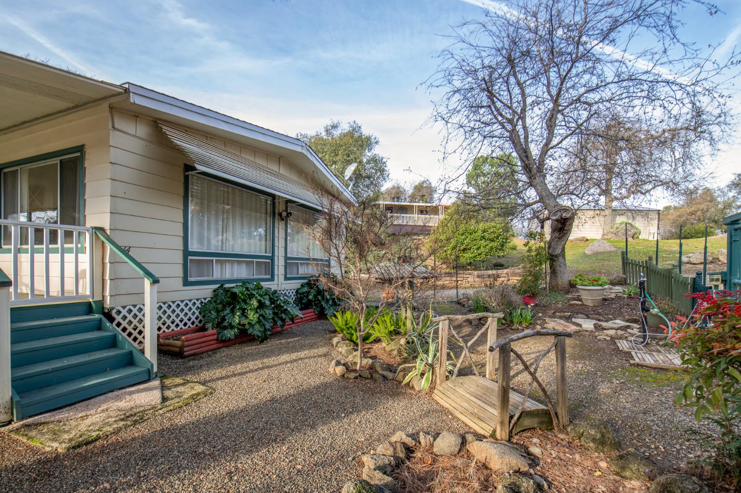 38150 Sumac Ln, Yokuts Valley, CA 93675