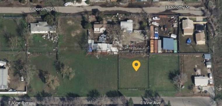 1871 E VINE St, Fresno, CA 93706