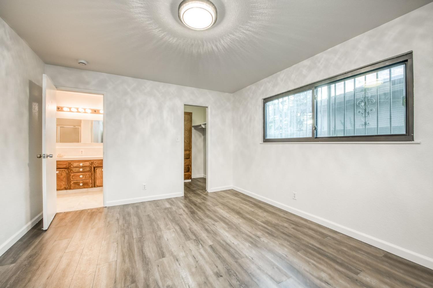 1567 E Mesa Ave, Fresno, CA 93710