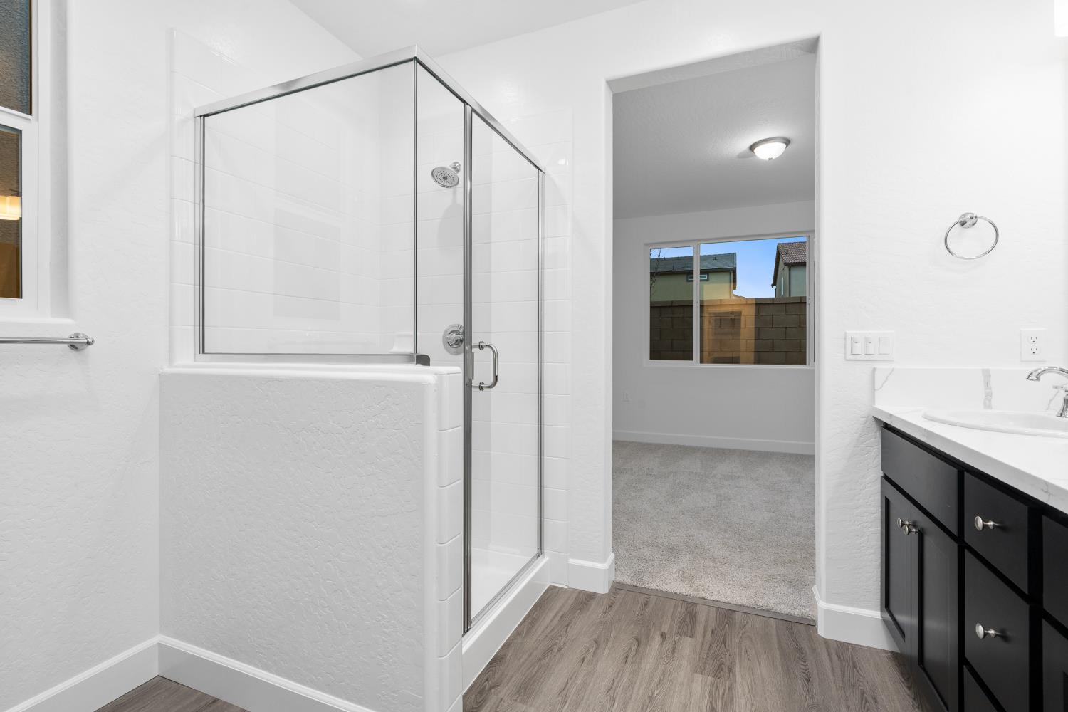 380 Huckleberry Rd S, Madera, CA 93636