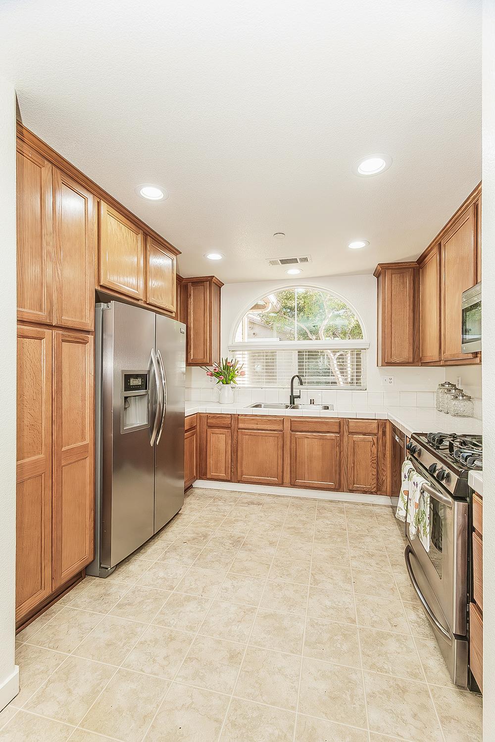 1146 W Walter Ave #50, Fowler, CA 93625