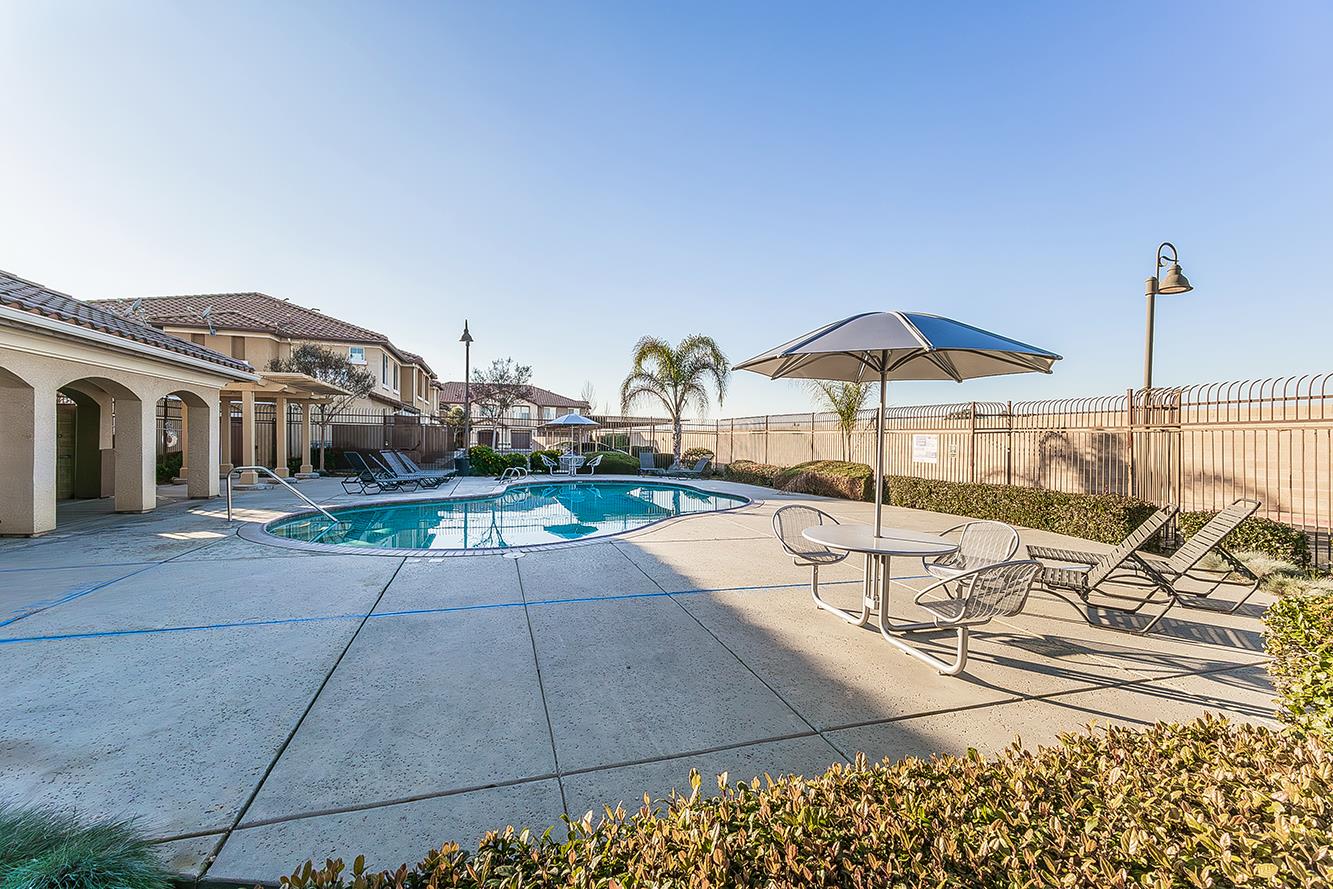 1146 W Walter Ave #50, Fowler, CA 93625