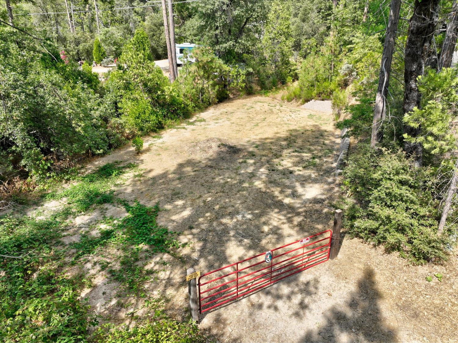 53295 Road 432, Bass Lake, CA 93604