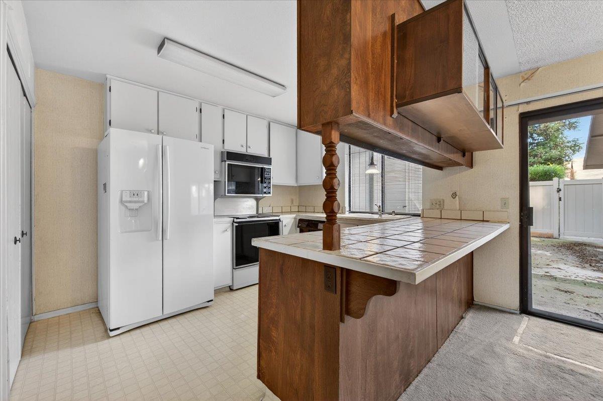 4676 E Alamos Ave #117, Fresno, CA 93726