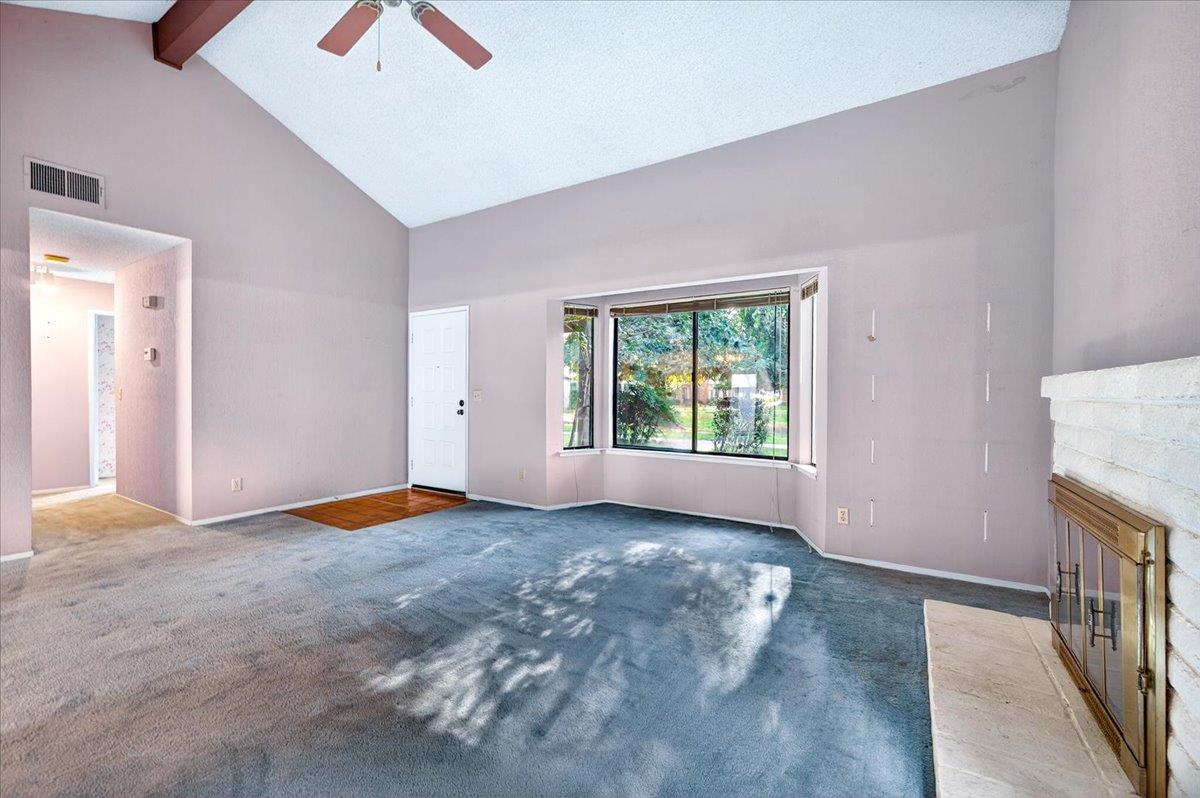 4676 E Alamos Ave #117, Fresno, CA 93726