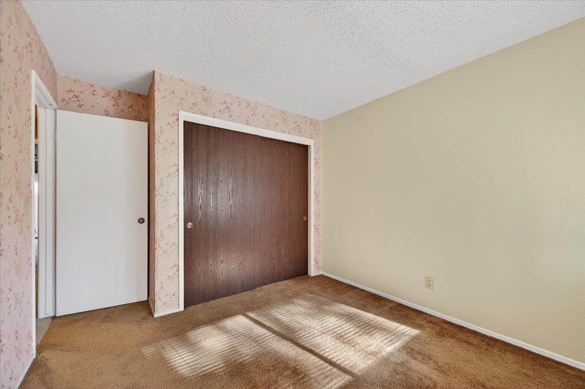 4676 E Alamos Ave #117, Fresno, CA 93726