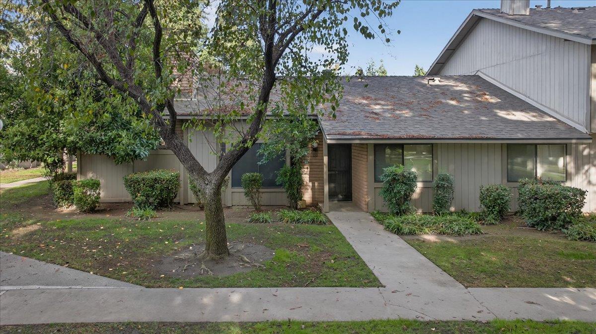 4676 E Alamos Ave #117, Fresno, CA 93726