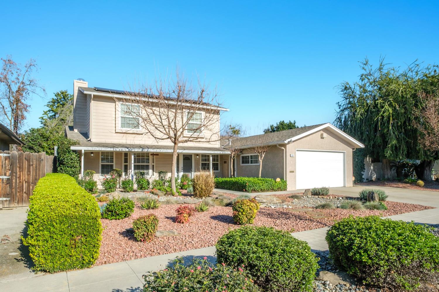 1696 E Paul Ave, Fresno, CA 93710