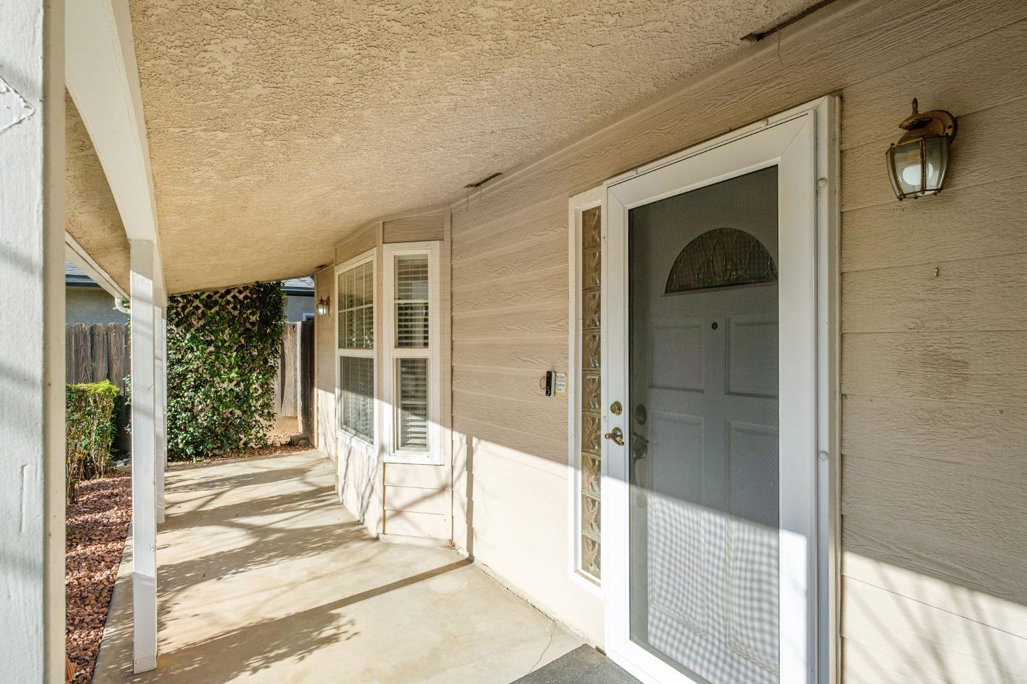 1696 E Paul Ave, Fresno, CA 93710