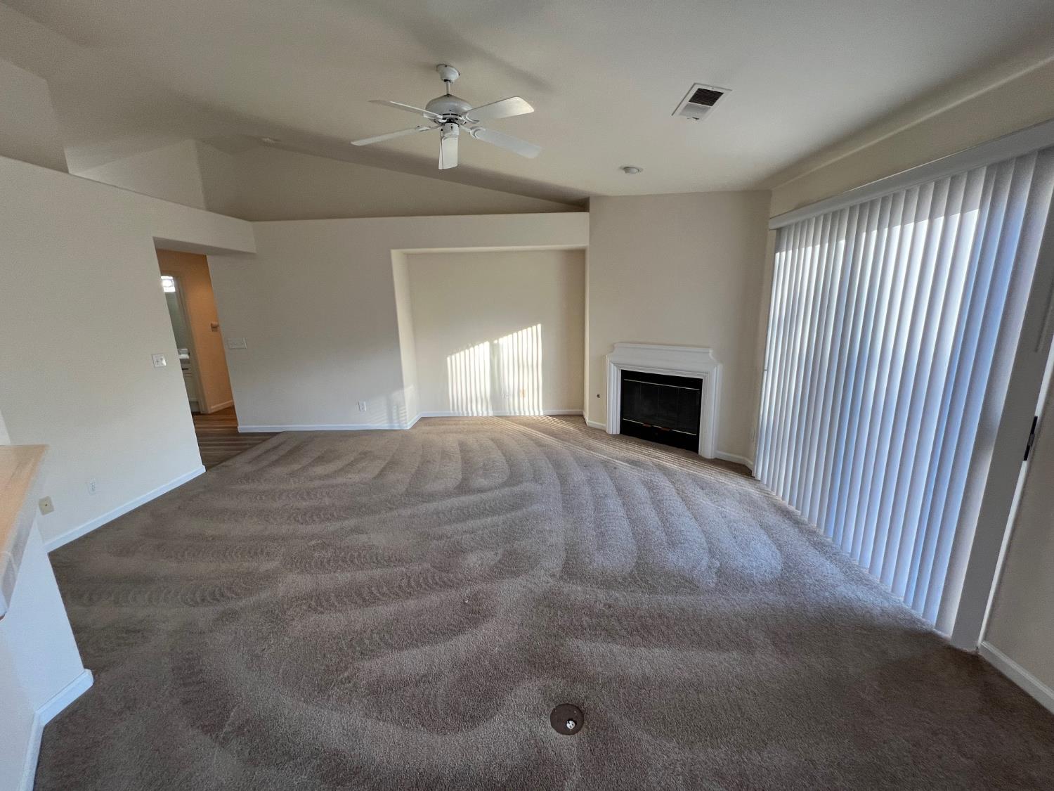 1831 E Chennault Ave, Fresno, CA 93720