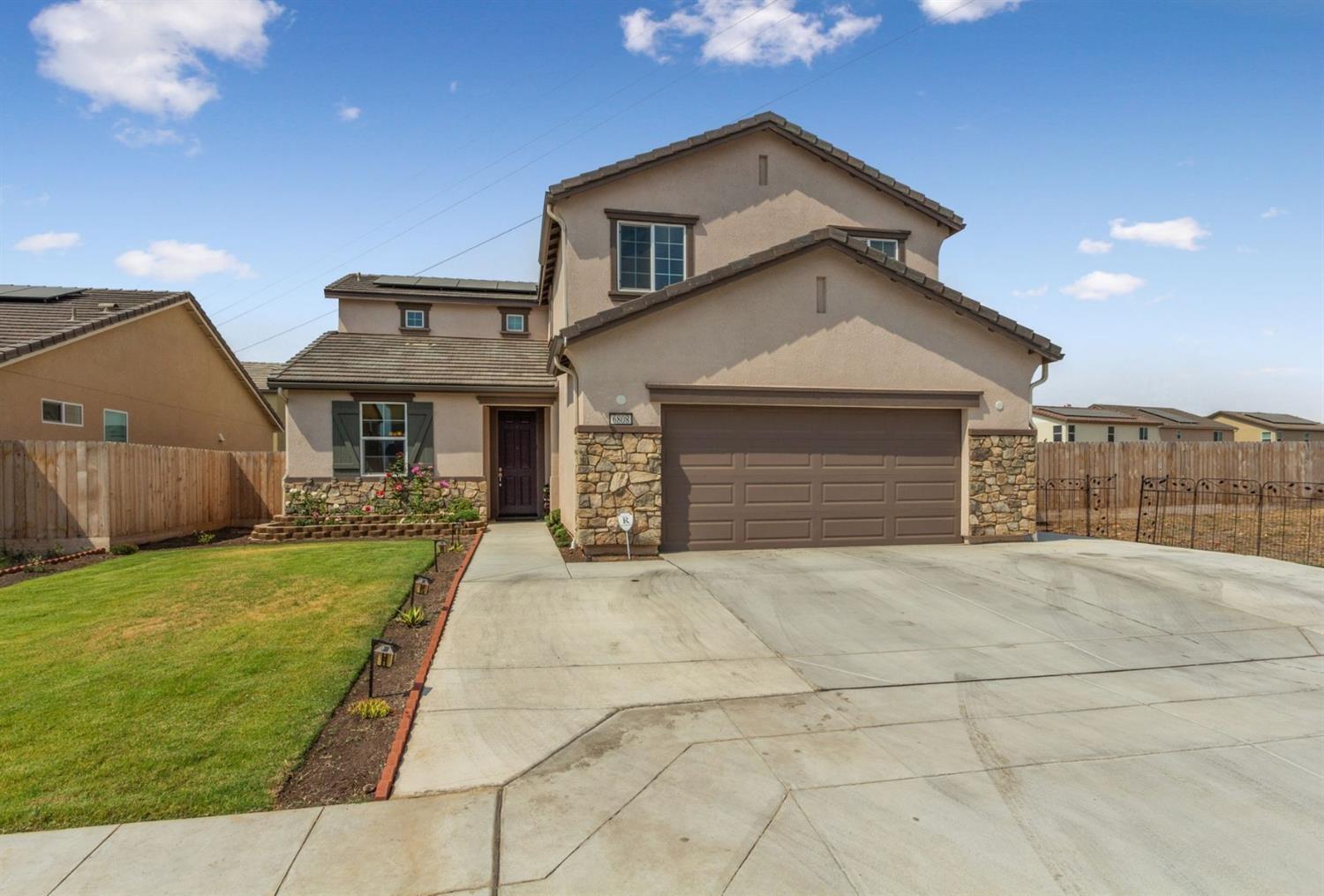 6808 W Parr Ave, Fresno, CA 93722