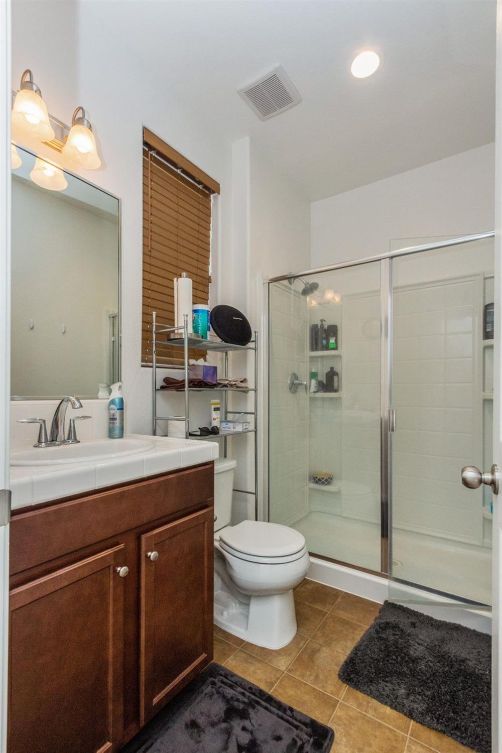 6808 W Parr Ave, Fresno, CA 93722