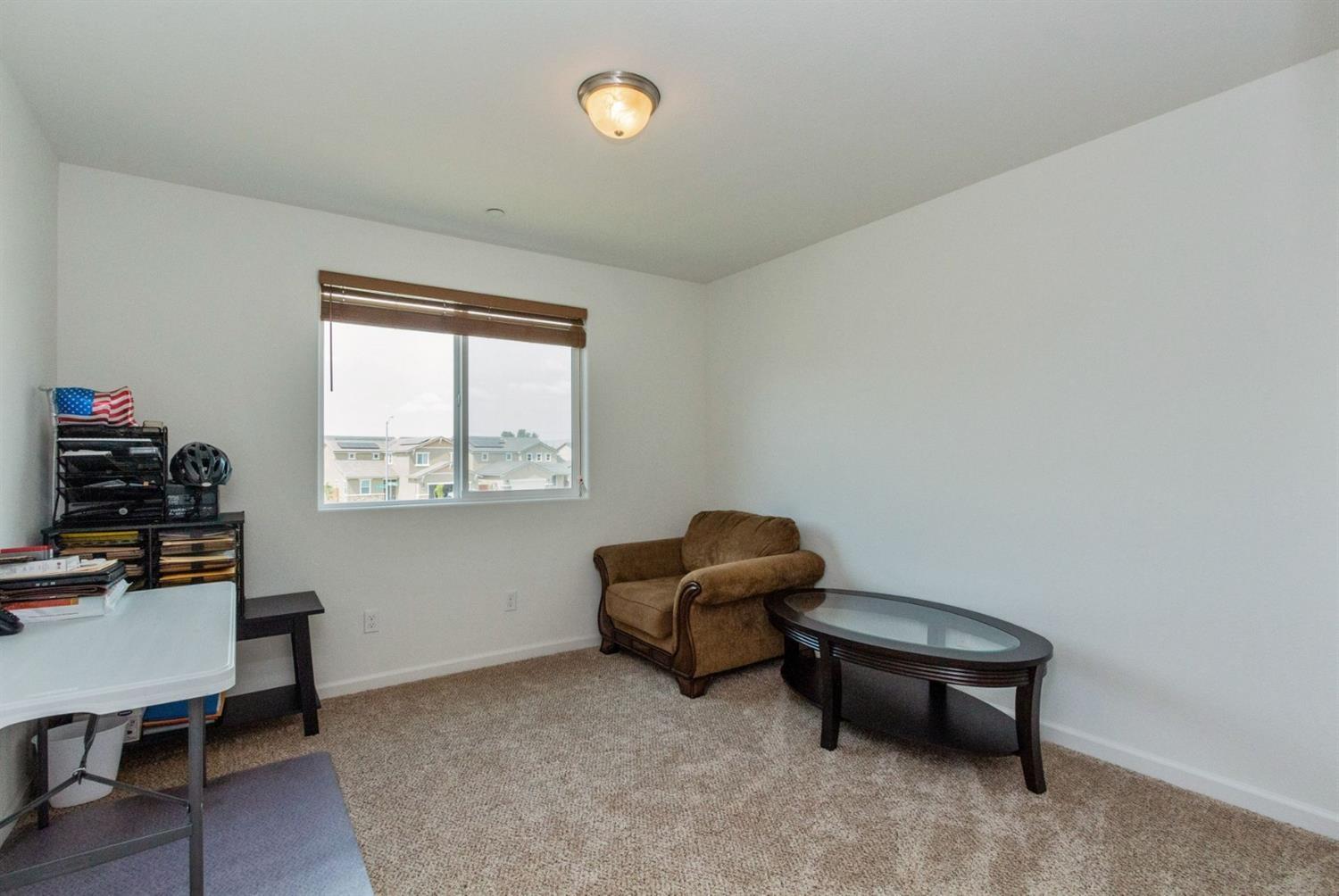 6808 W Parr Ave, Fresno, CA 93722