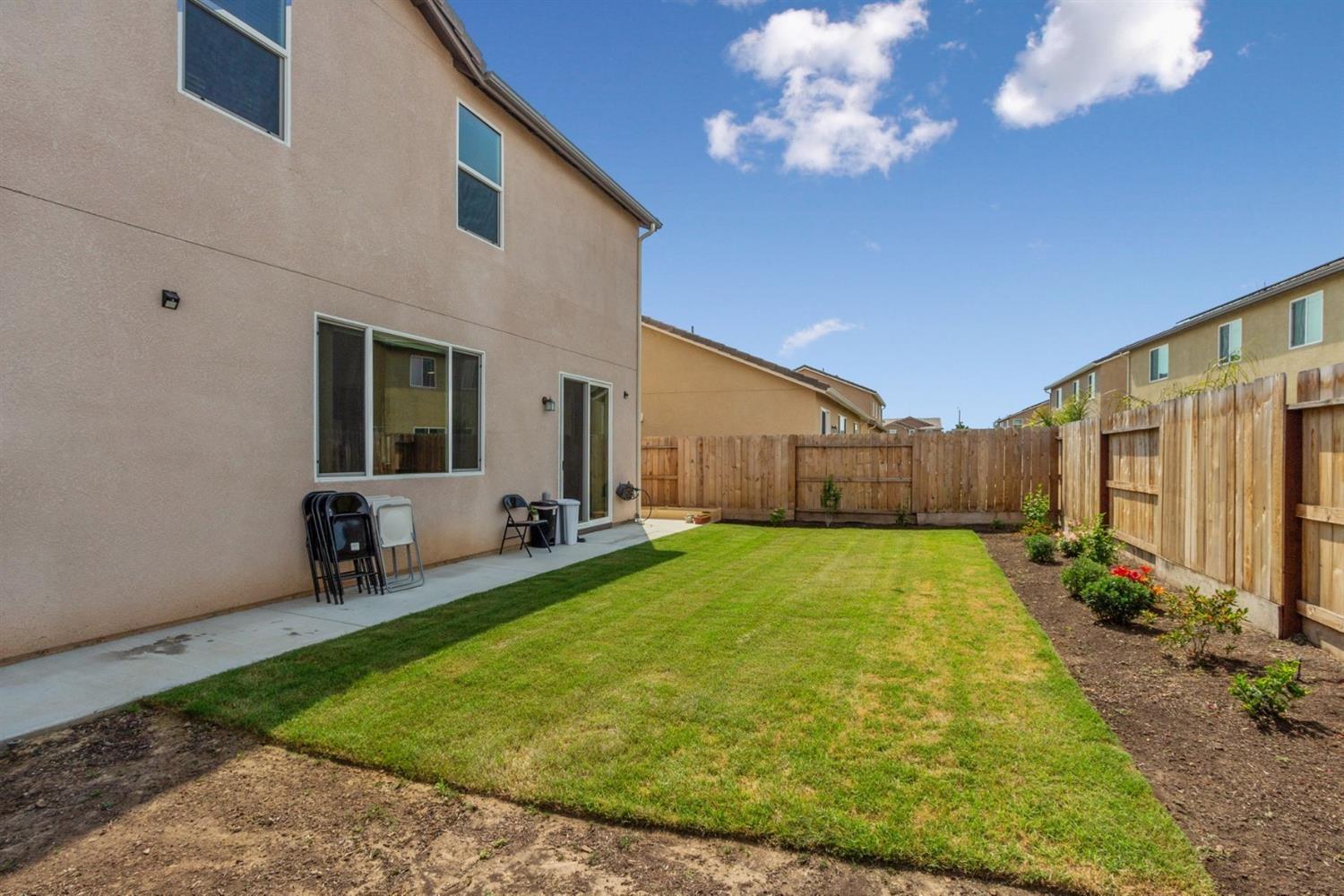 6808 W Parr Ave, Fresno, CA 93722