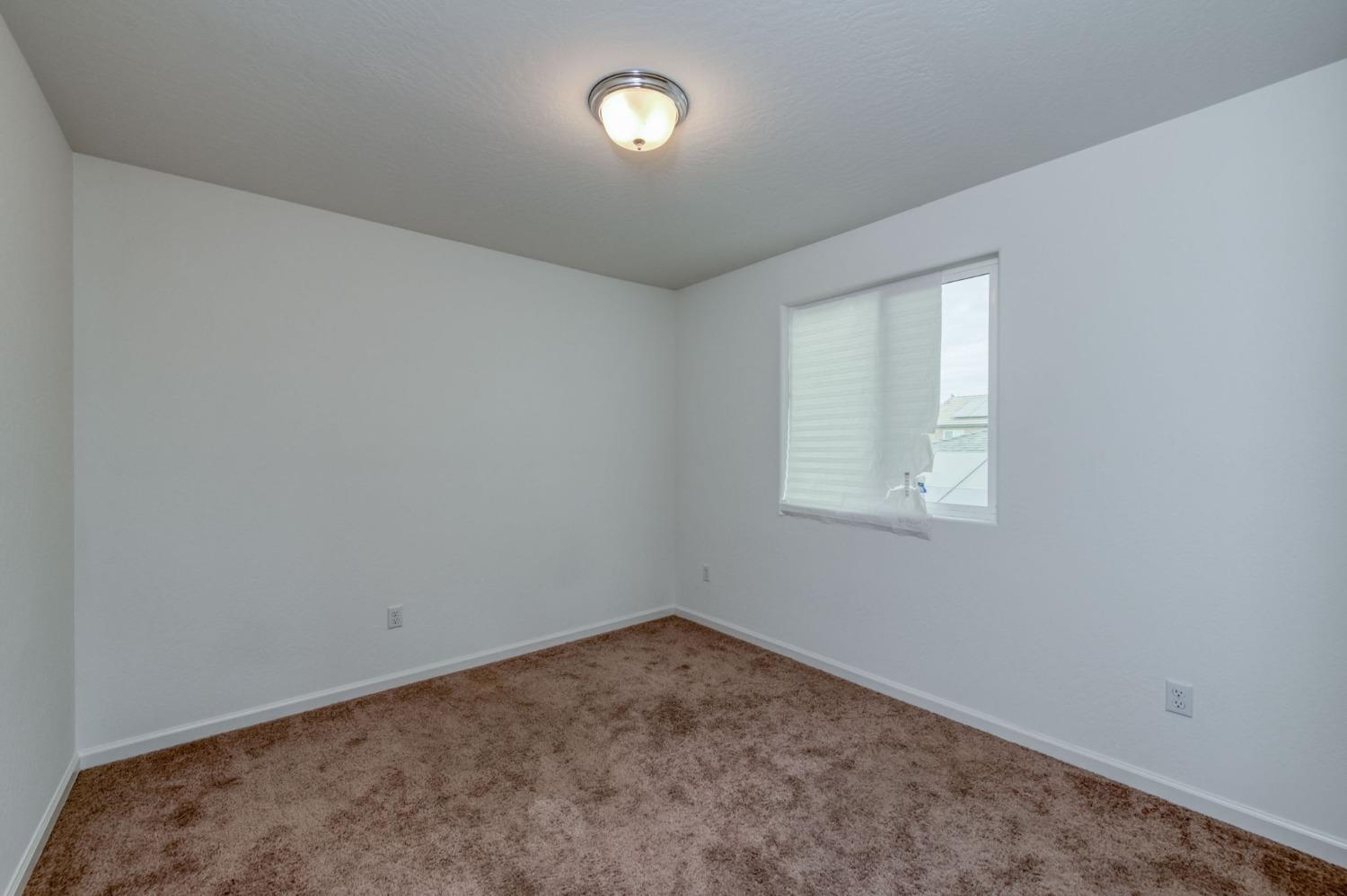 14288 W El Mar Ave, Kerman, CA 93630