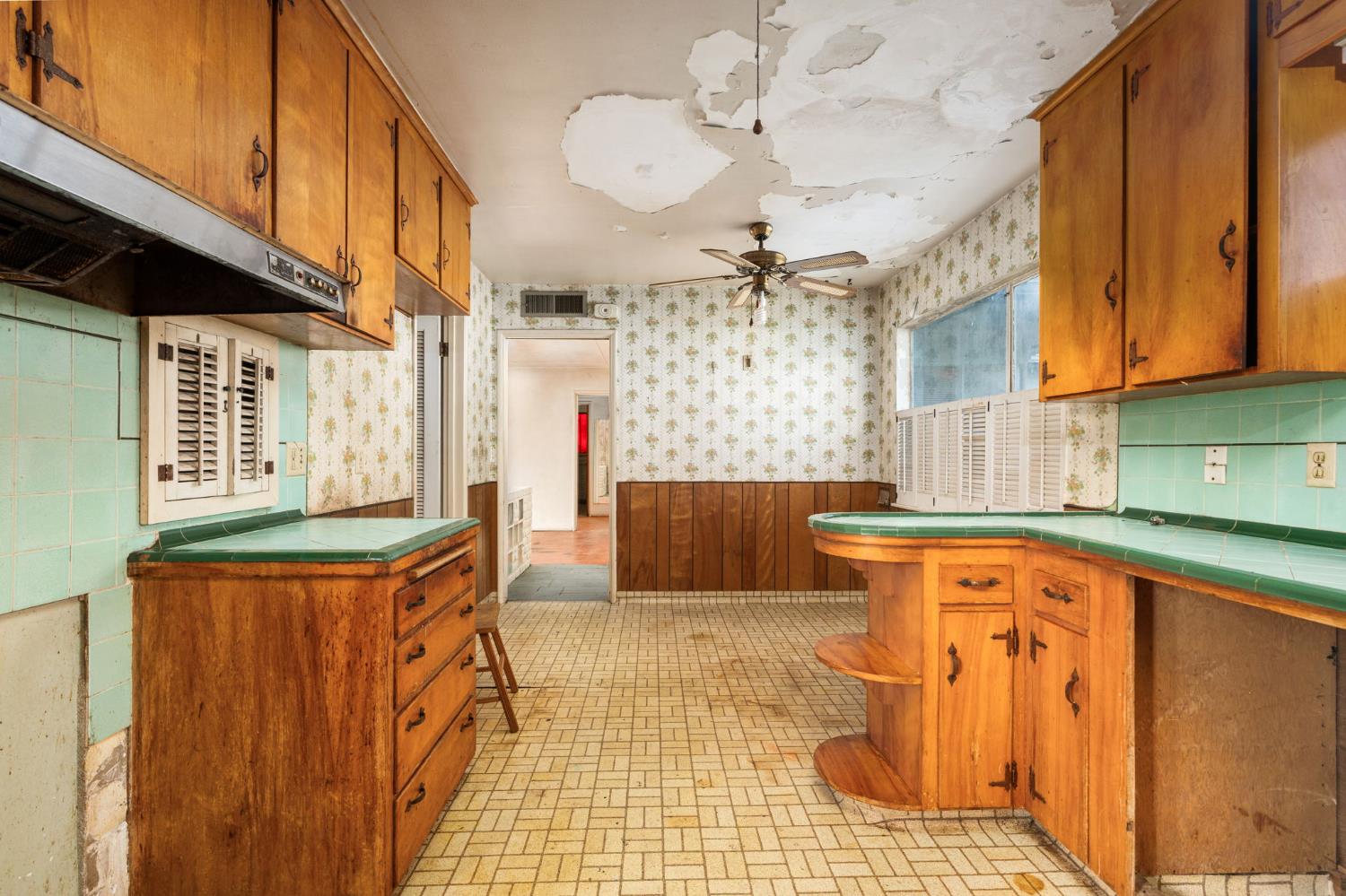 3314 E Swift Ave, Fresno, CA 93726