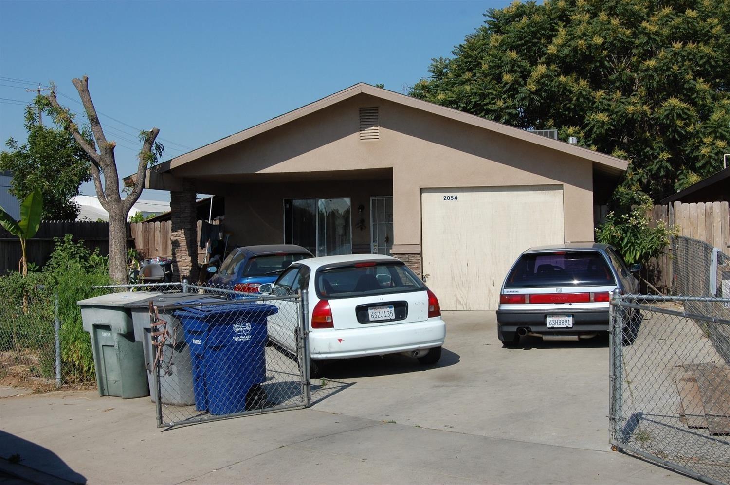 2054 4th, Fresno, CA 93702