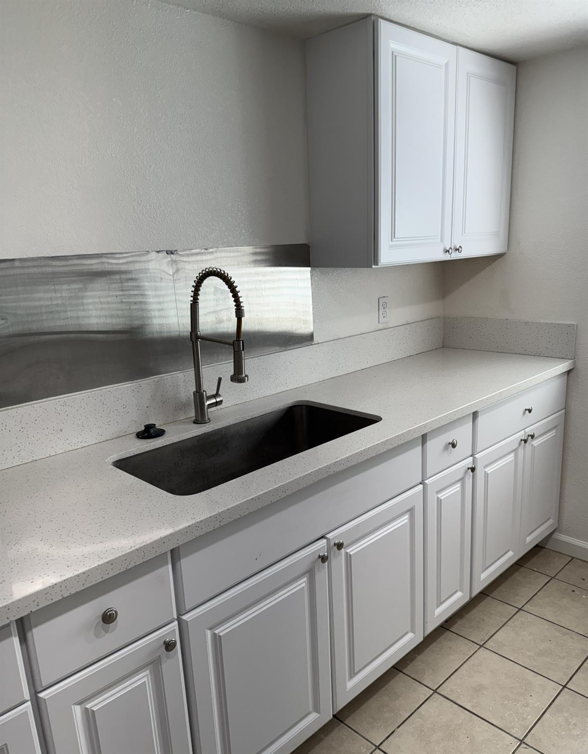 2054 4th, Fresno, CA 93702