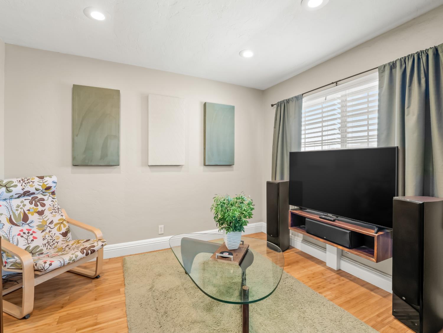 2980 Olive St, Selma, CA 93662