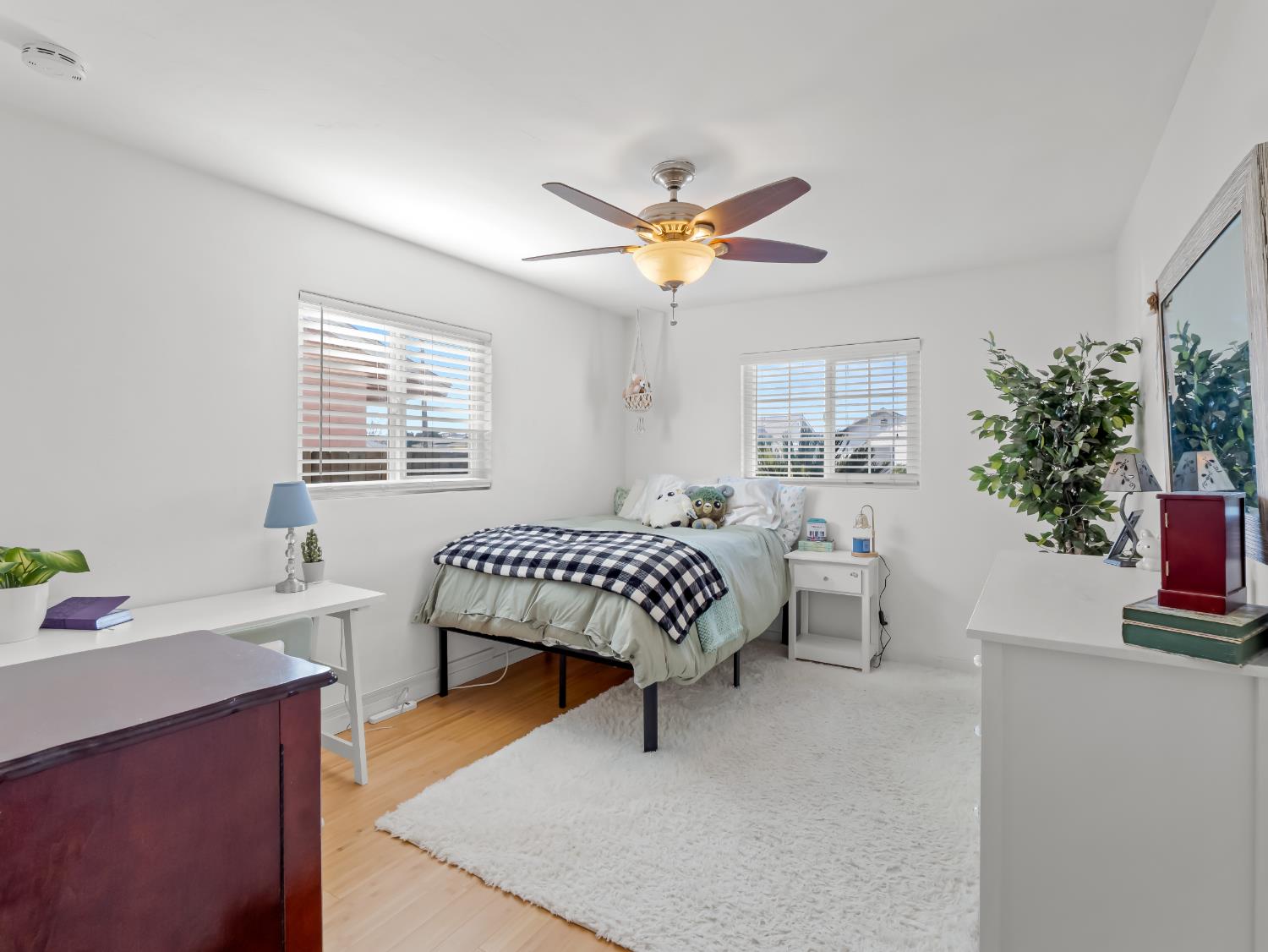 2980 Olive St, Selma, CA 93662