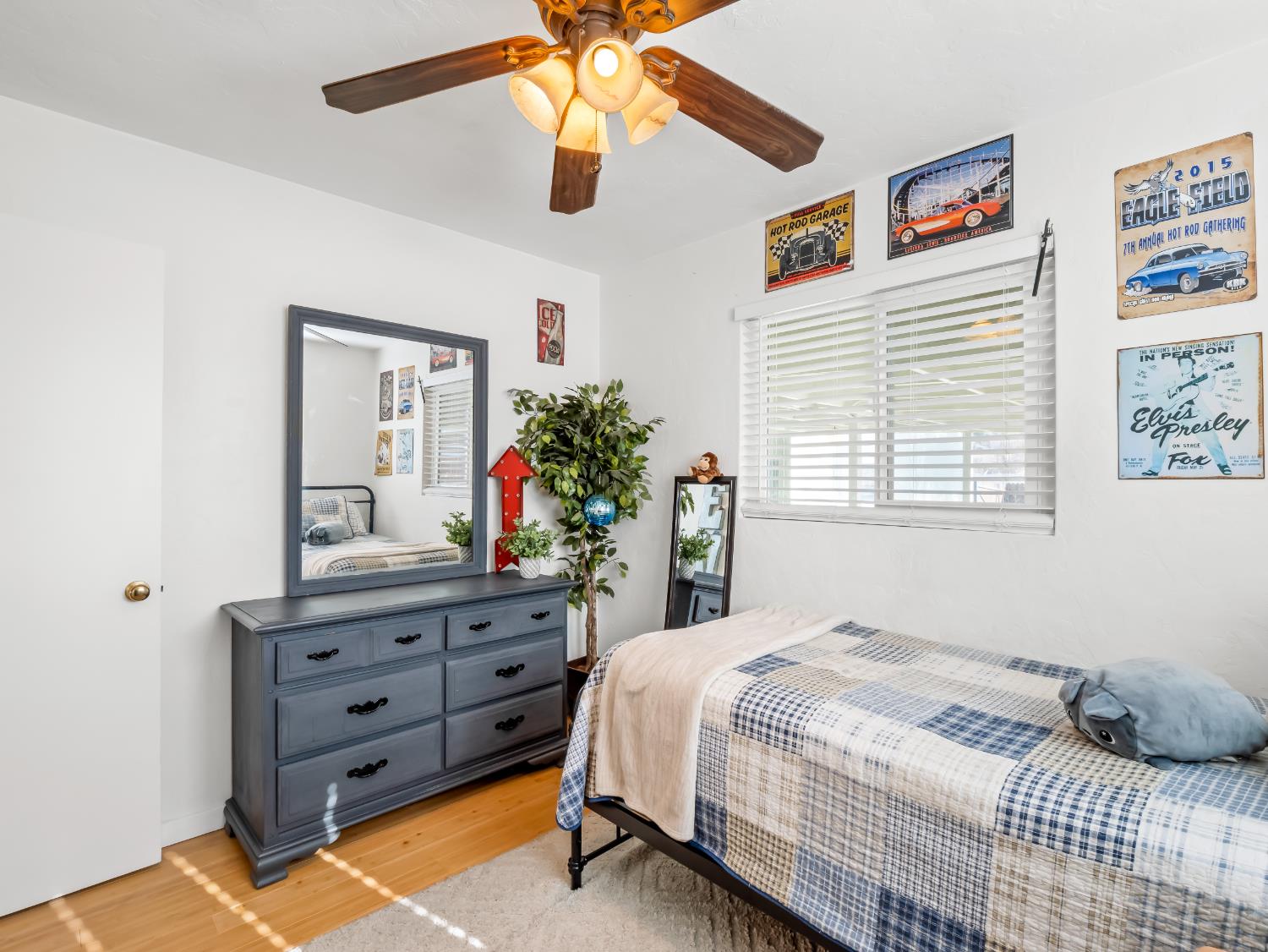 2980 Olive St, Selma, CA 93662