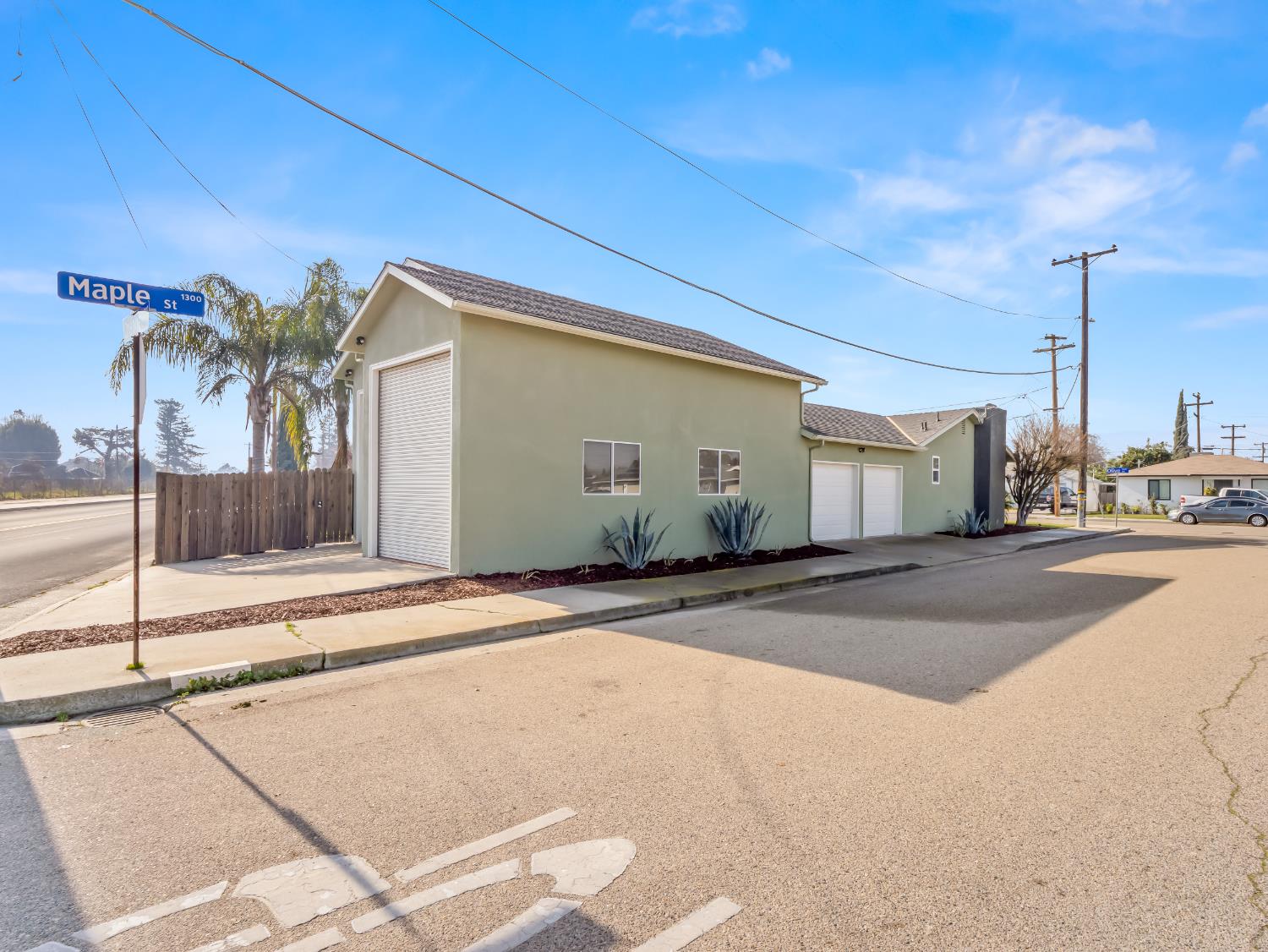 2980 Olive St, Selma, CA 93662