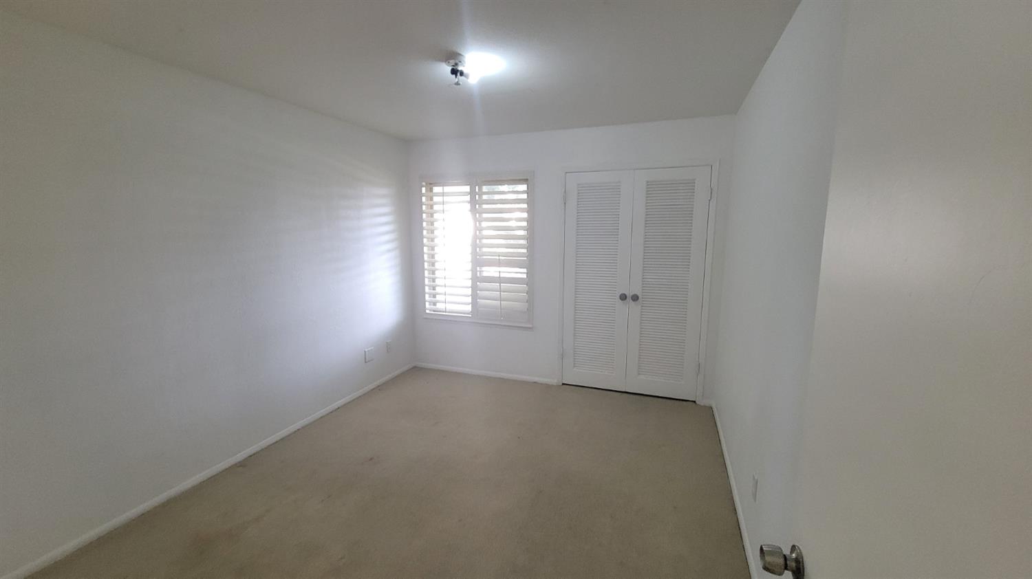 1866 W Santa Ana Ave #101, Fresno, CA 93705