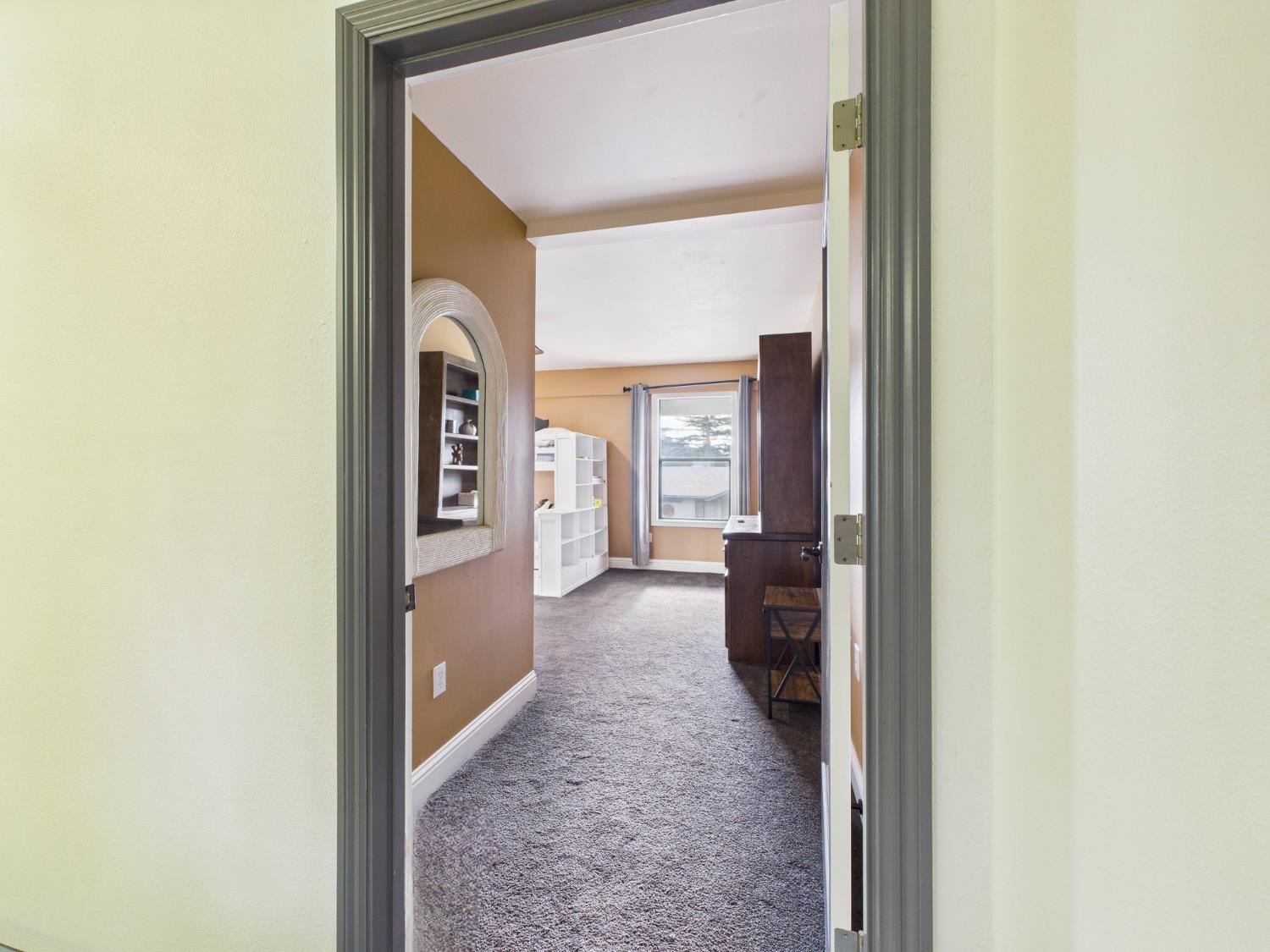 43710 Hilltop Ln, Ahwahnee, CA 93601