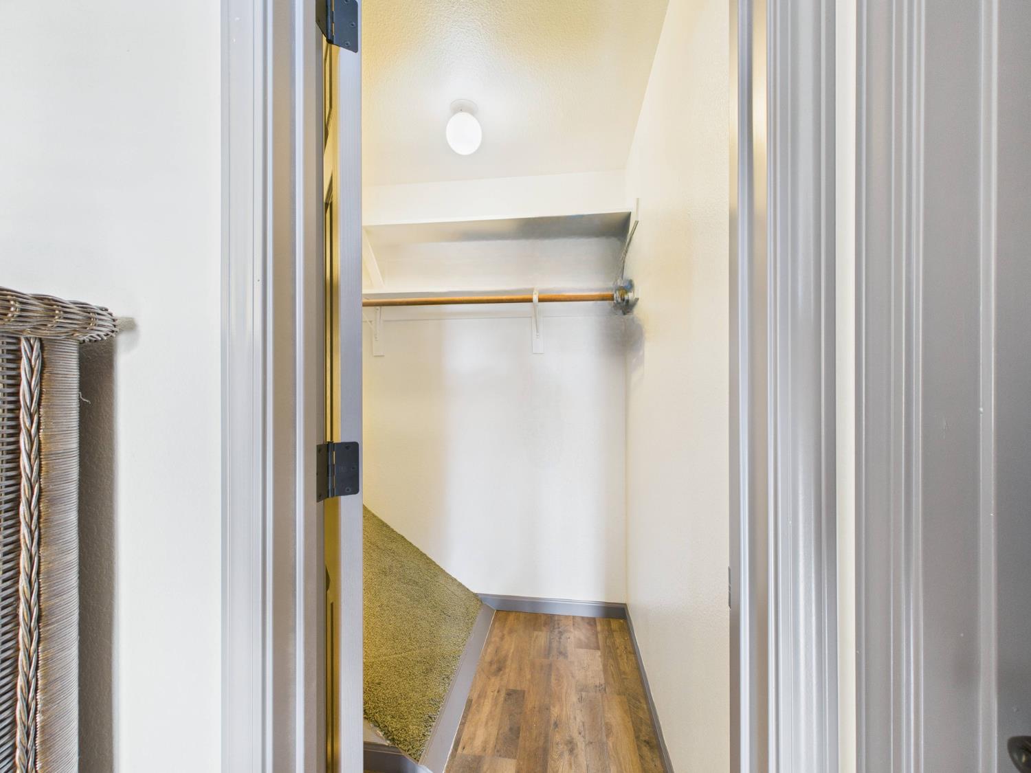 43710 Hilltop Ln, Ahwahnee, CA 93601