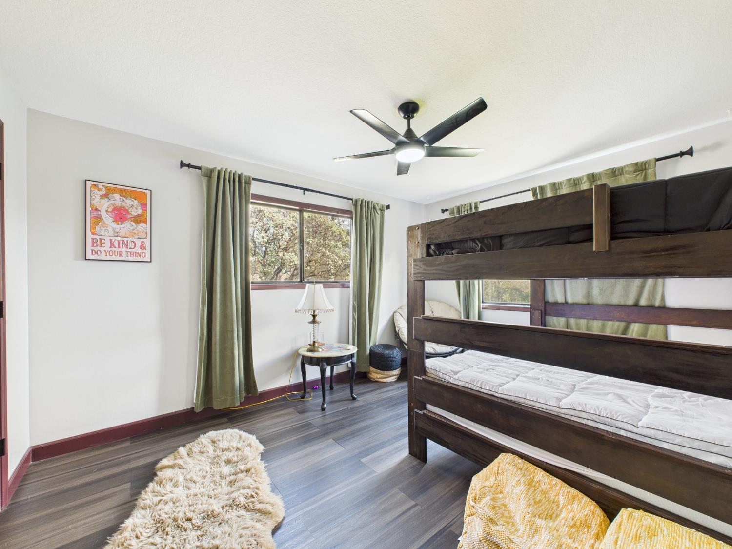 43710 Hilltop Ln, Ahwahnee, CA 93601