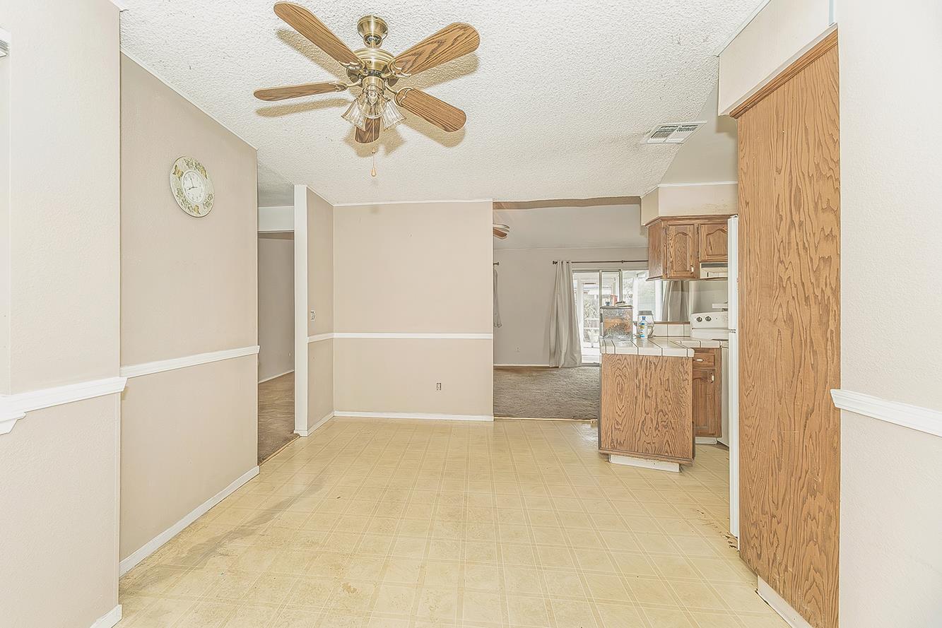 3025 Timmy Ave, Clovis, CA 93612