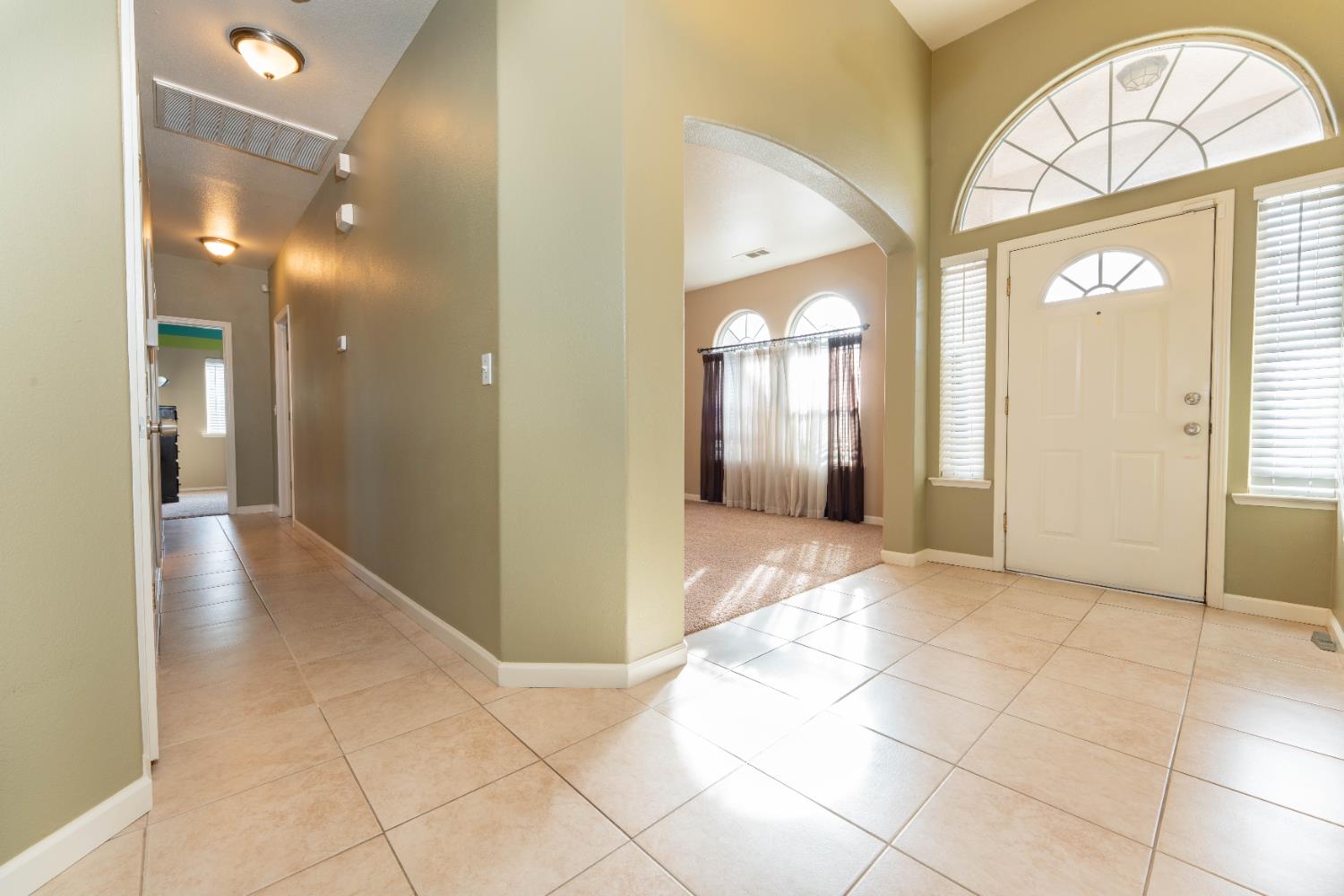 1358 Peachwood St, Lemoore, CA 93245