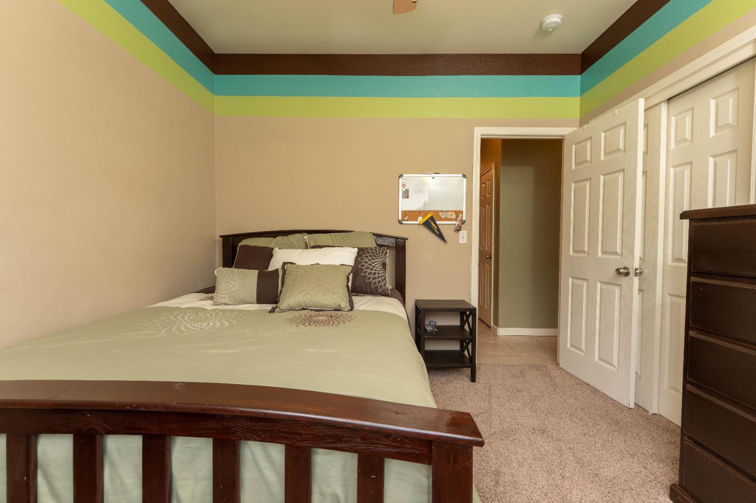 1358 Peachwood St, Lemoore, CA 93245