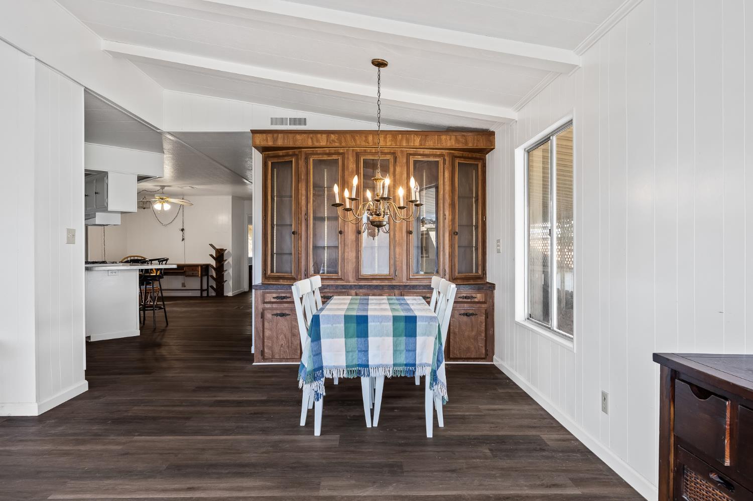 5505 W Tulare Spc 73, Visalia, CA 93277