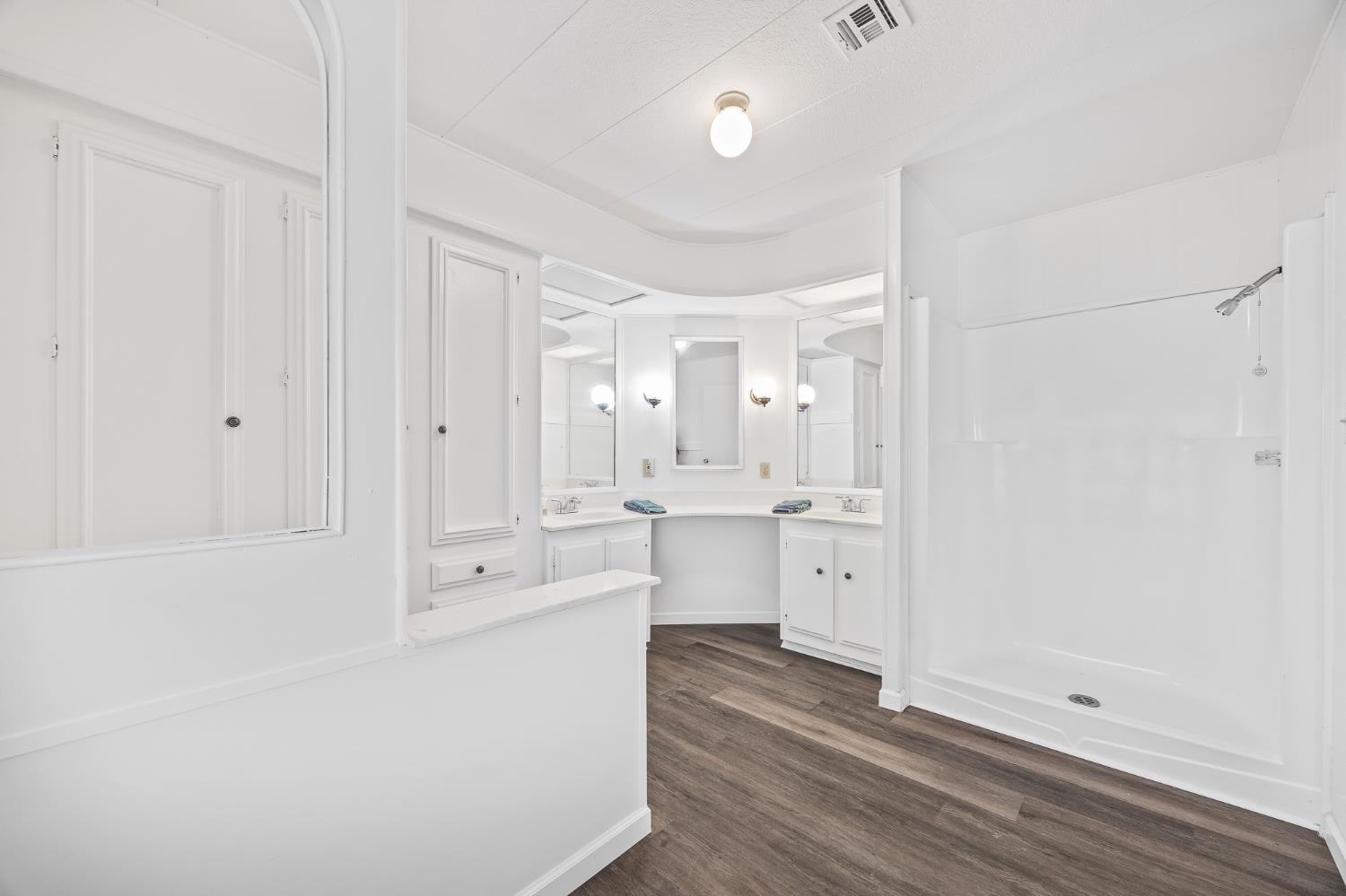 5505 W Tulare Spc 73, Visalia, CA 93277