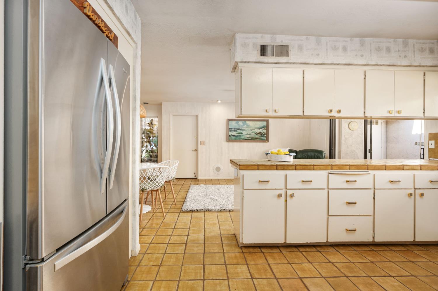 5630 N El Adobe Dr, Fresno, CA 93711