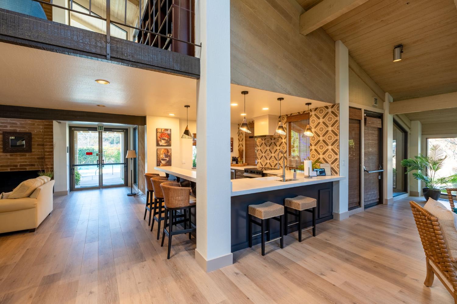 5630 N El Adobe Dr, Fresno, CA 93711