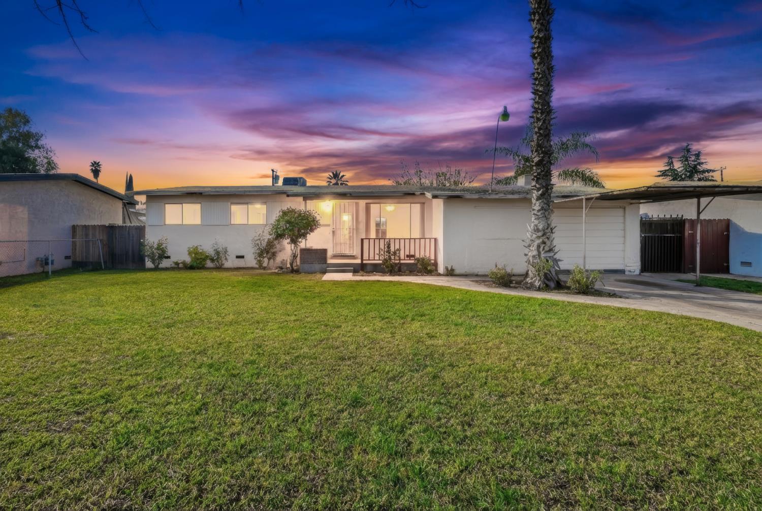 6253 N Glenn Ave, Fresno, CA 93704