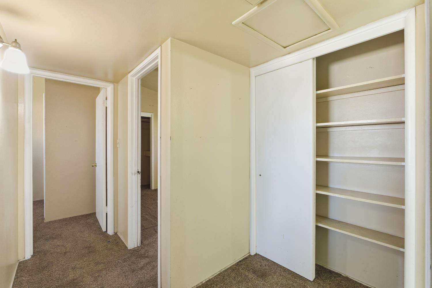 6253 N Glenn Ave, Fresno, CA 93704