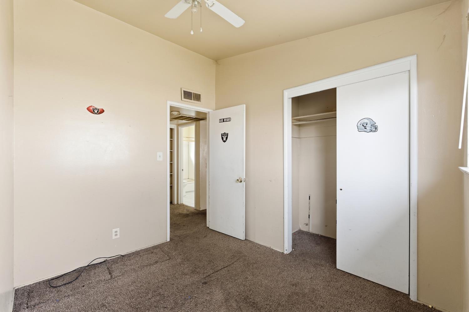 6253 N Glenn Ave, Fresno, CA 93704