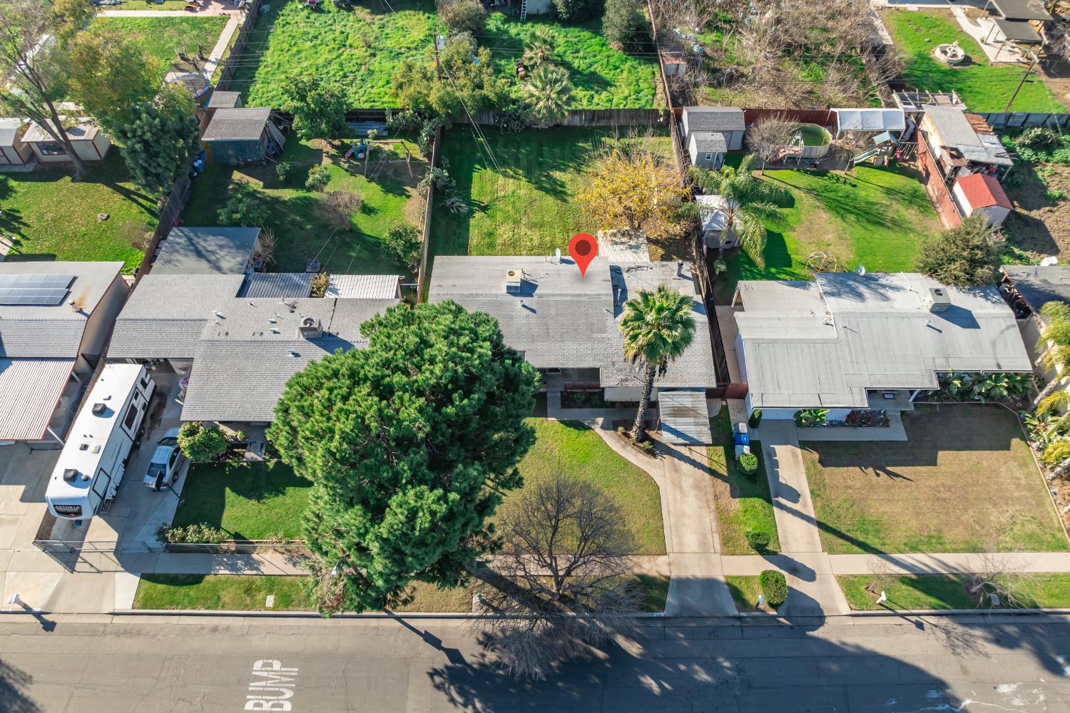 6253 N Glenn Ave, Fresno, CA 93704