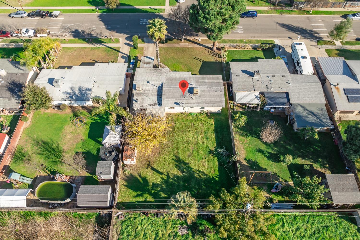 6253 N Glenn Ave, Fresno, CA 93704