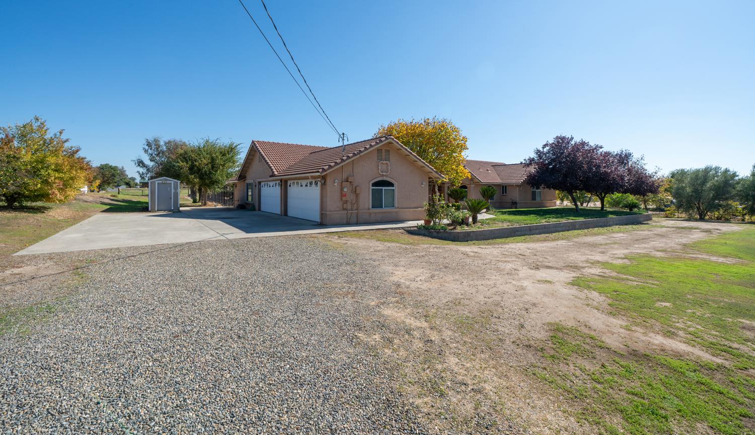 16861 Paula Rd, Madera, CA 93636