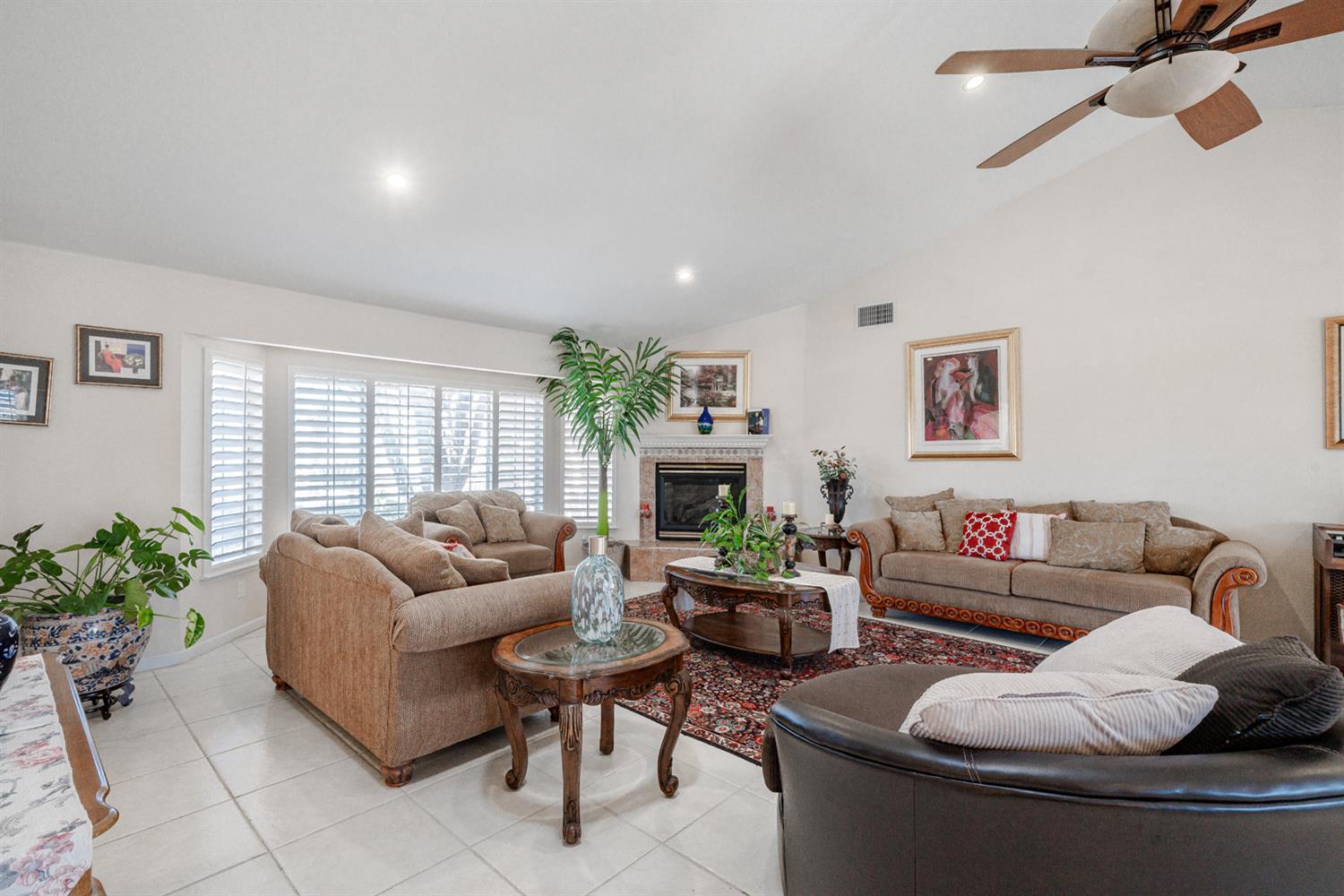 16861 Paula Rd, Madera, CA 93636